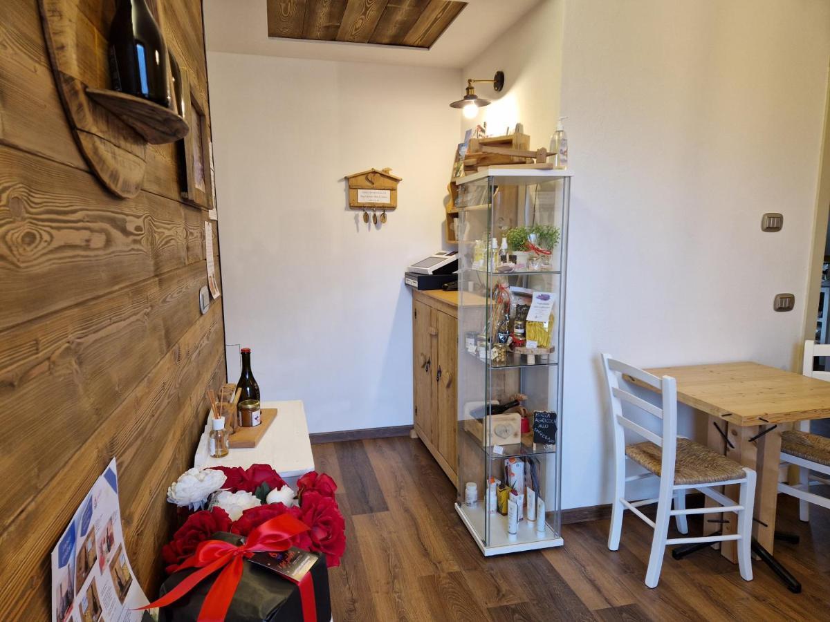 Azienda Agricola Agriturismo I Sei Petali Capo di Ponte ภายนอก รูปภาพ