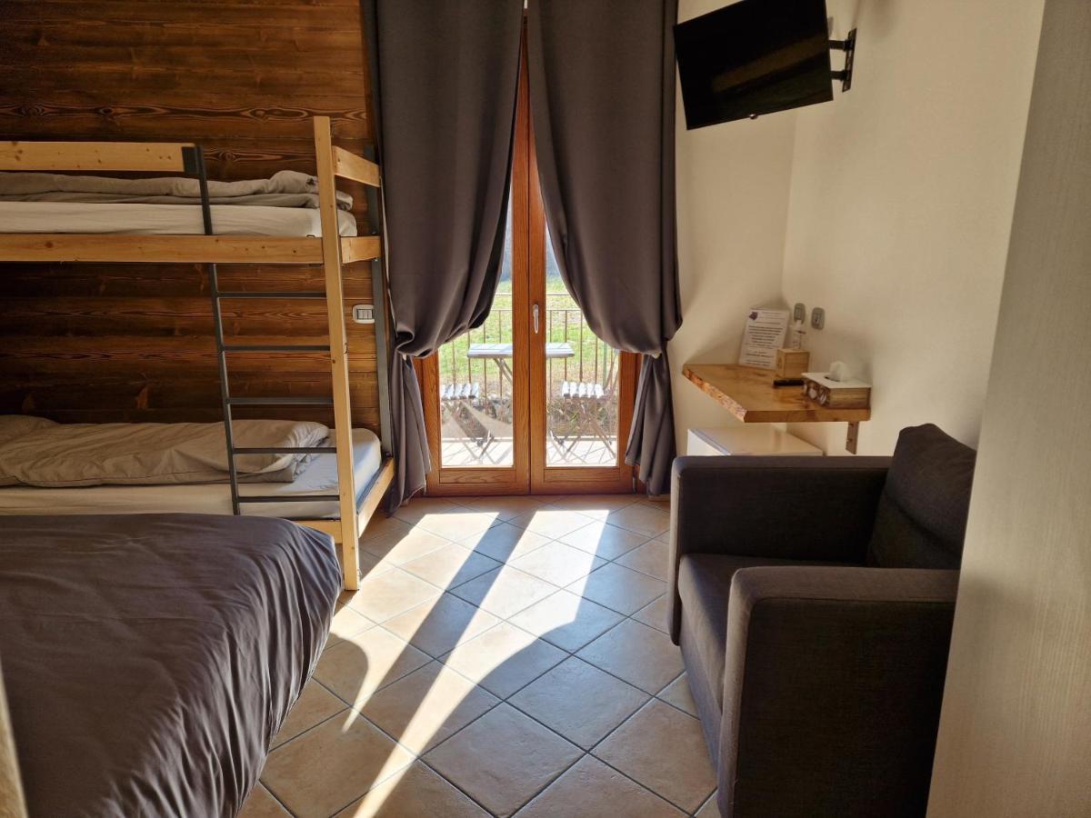 Azienda Agricola Agriturismo I Sei Petali Capo di Ponte ภายนอก รูปภาพ